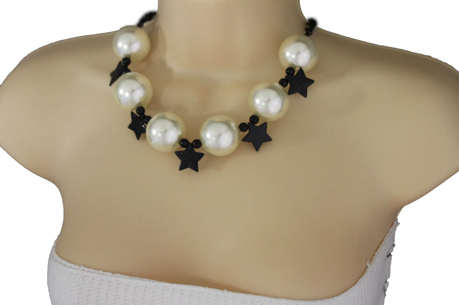 Large Circular Beads with Metal Stars Short Necklace & Earrings Set