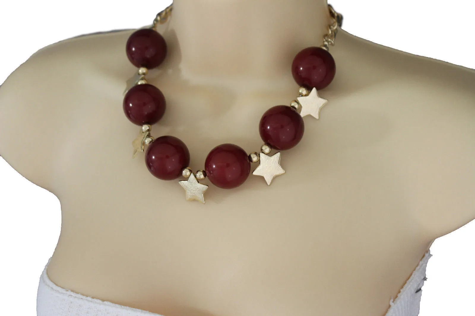 Large Circular Beads with Metal Stars Short Necklace & Earrings Set