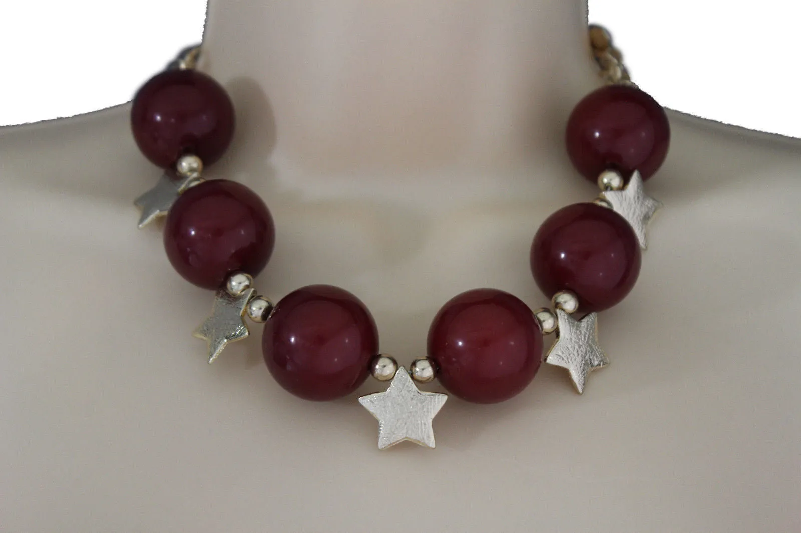 Large Circular Beads with Metal Stars Short Necklace & Earrings Set