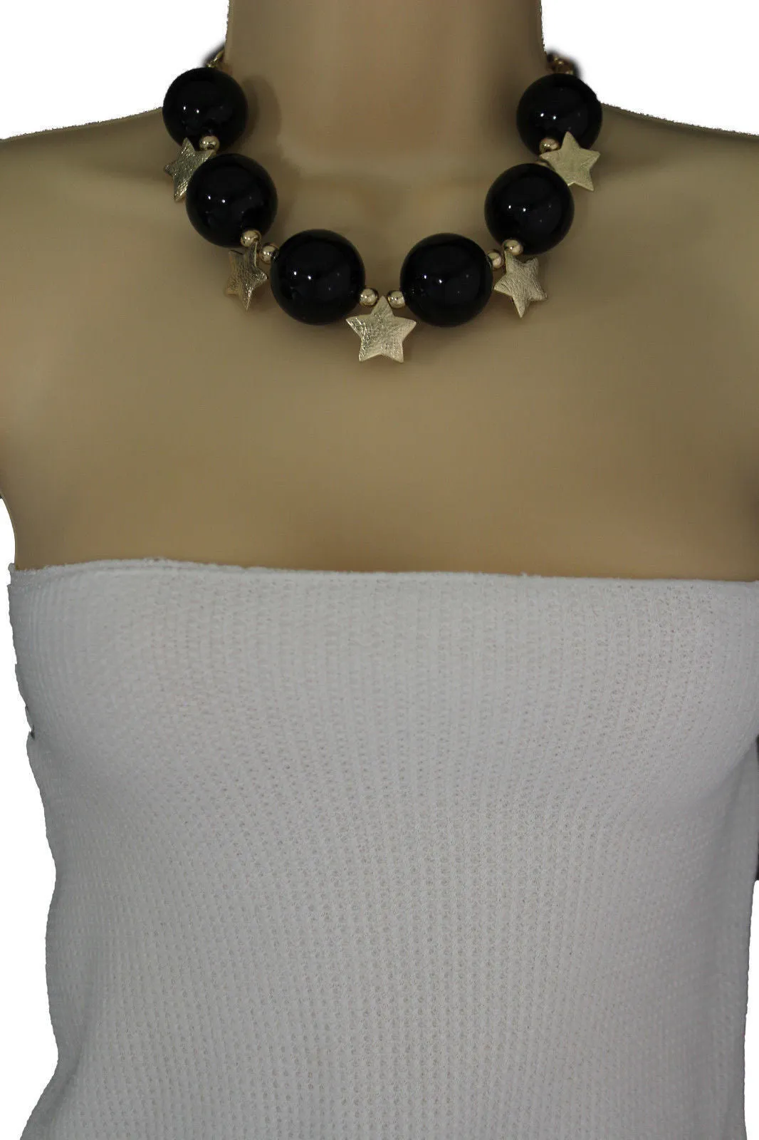 Large Circular Beads with Metal Stars Short Necklace & Earrings Set