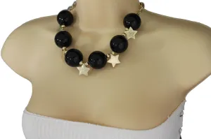 Large Circular Beads with Metal Stars Short Necklace & Earrings Set