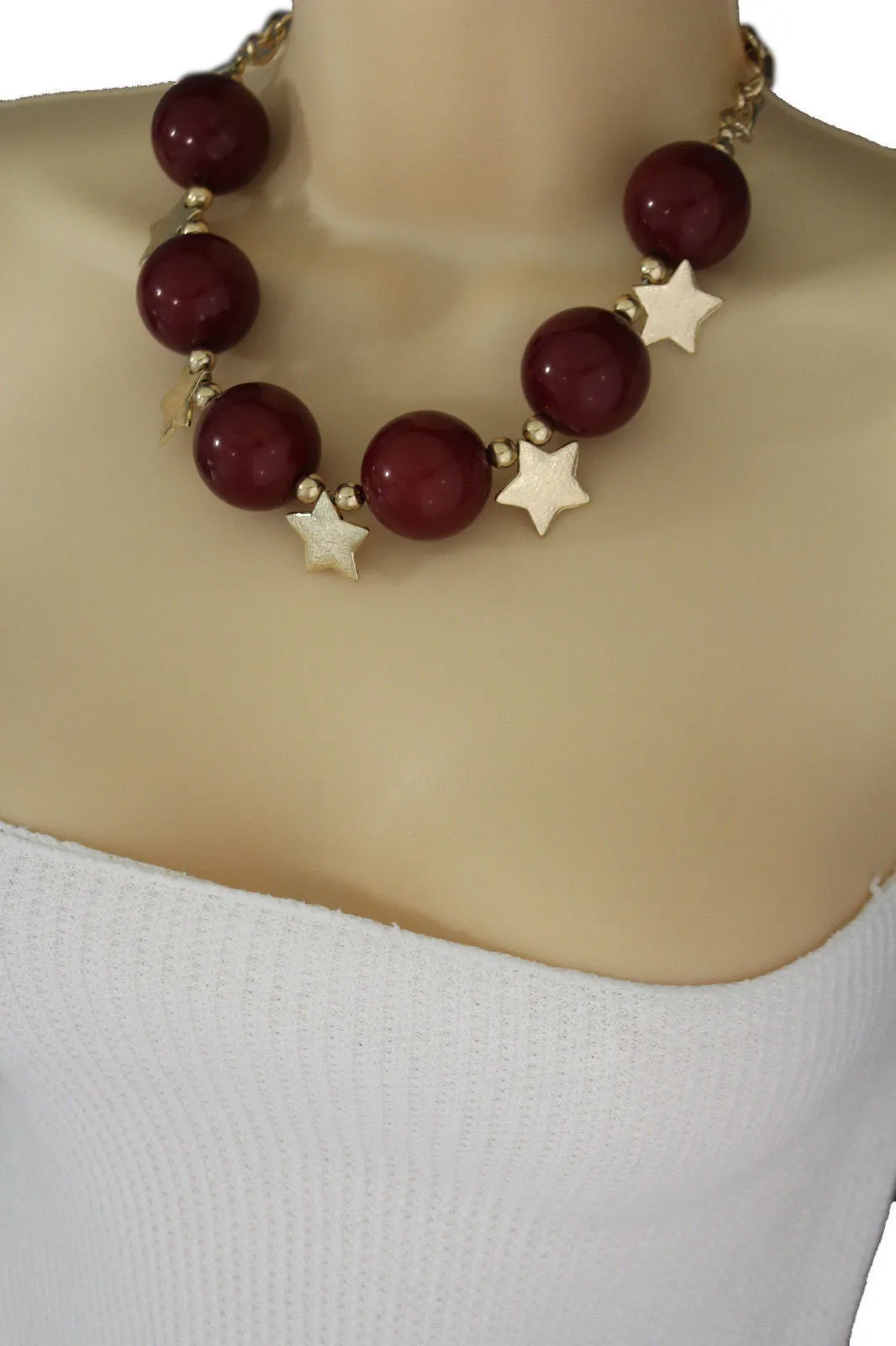 Large Circular Beads with Metal Stars Short Necklace & Earrings Set