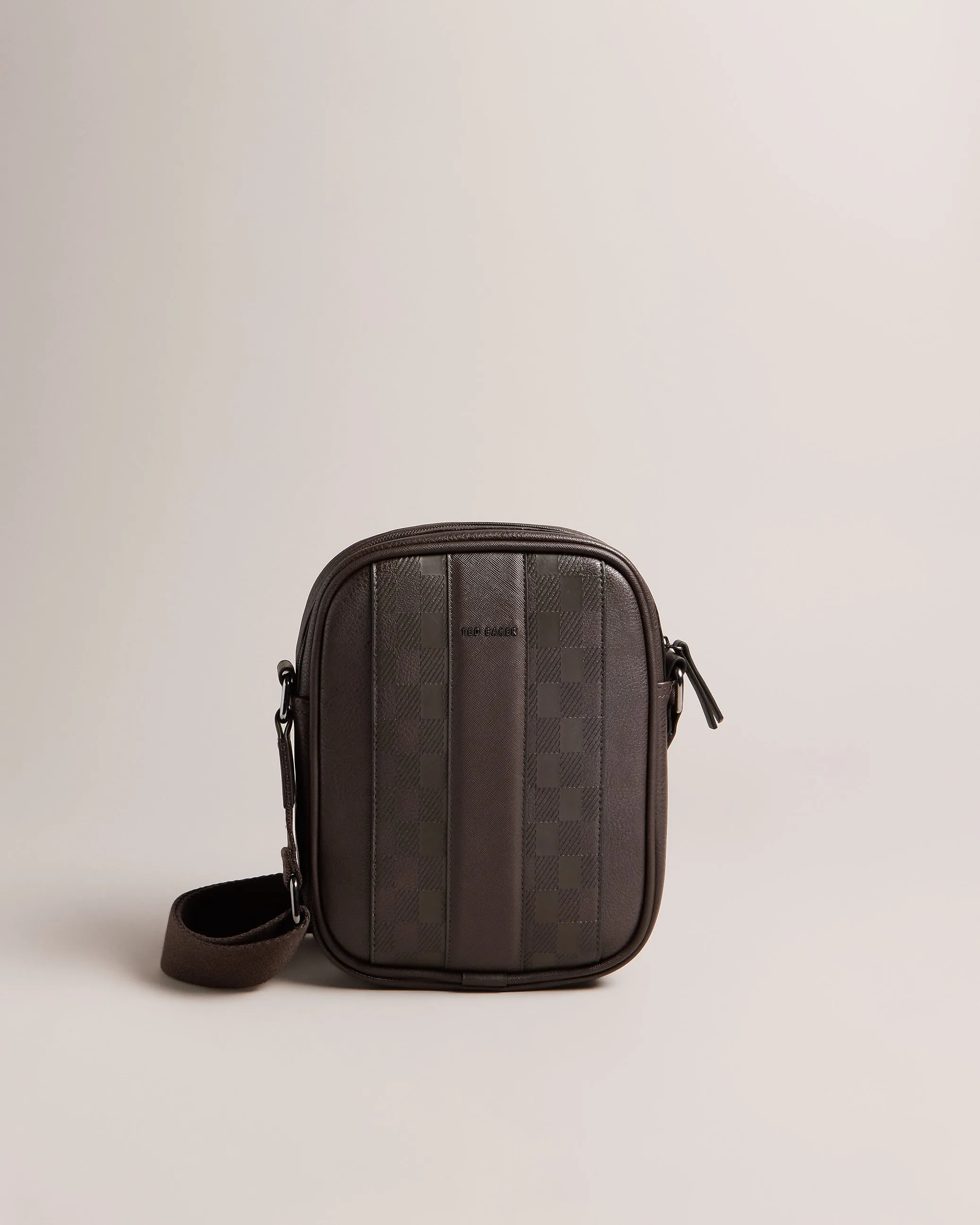 Waydon House Check Pu Flight Bag Brn-Choc